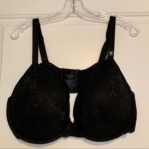 Torrid black satin and lace bra 💋